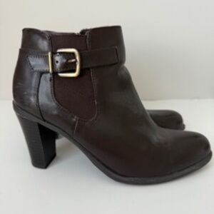 Vintage Nickels Dark Brown Block Heel Leather Bootie with Gold Buckle - Size 9